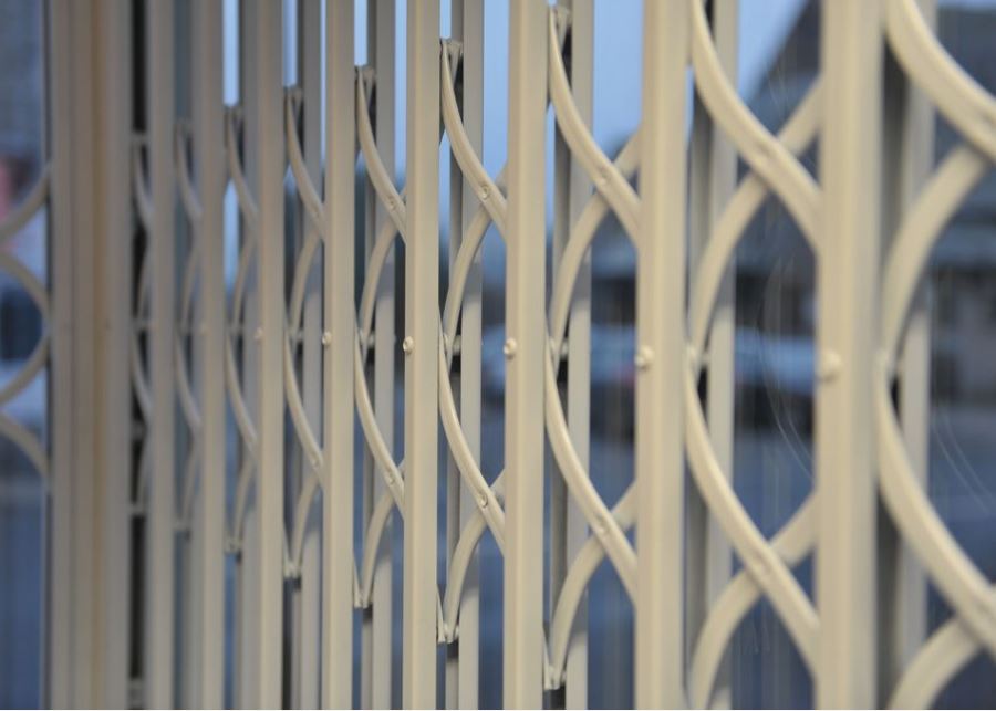 Retractable Security Gate